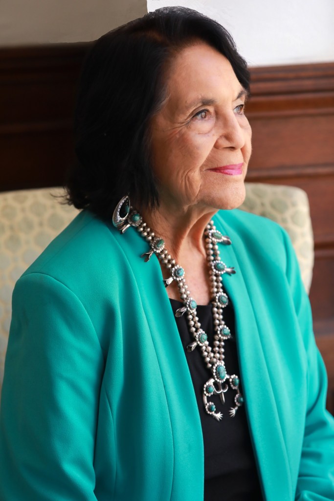 15-683x1024-1 Dolores Huerta revela que fue abusada sexualmente en 2 ocasiones por Cesar Chavez, con quien tuvo 2 hijos